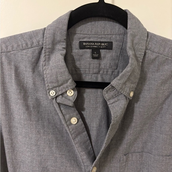 Banana Republic Men's Luxe Flannel Slim Fit Gray Button-Down Shirt - Picture 2 of 3